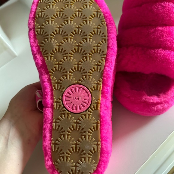 UGG Women's Fluffy Pink Slippers - Picture 4 of 7